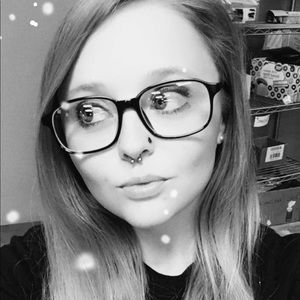 Meet your Posher, Kimberly